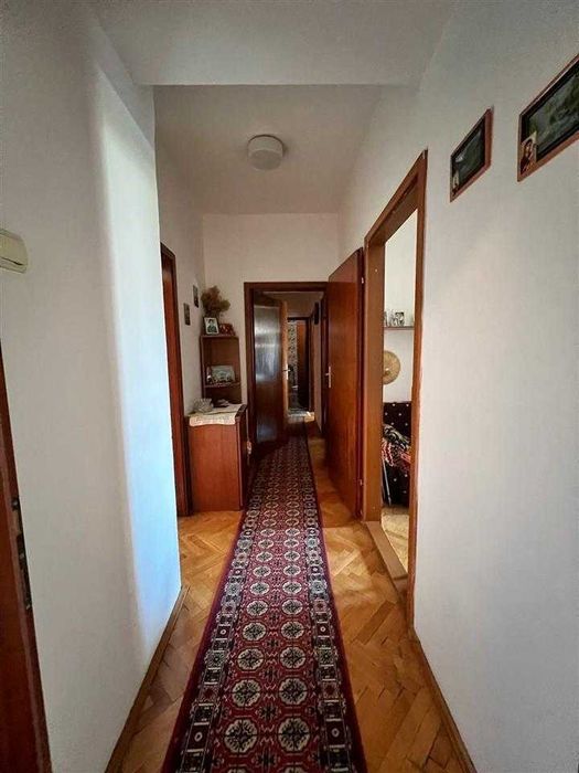 Дава се под наем Тристаен апартамент в София, Зона Б-5 - 110 кв.м за 612 € - Снимка #4