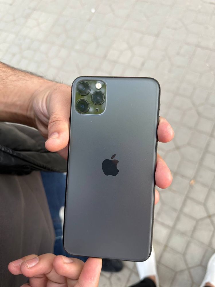 IPhone 11 pro max с гарантией