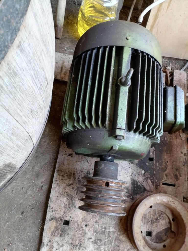 Motor electric 7.5kw, rot 1000