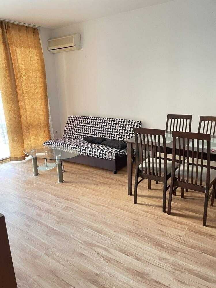 Дава се под наем Двустаен апартамент в Свети Влас - 56 кв.м за 280 € - Снимка #6