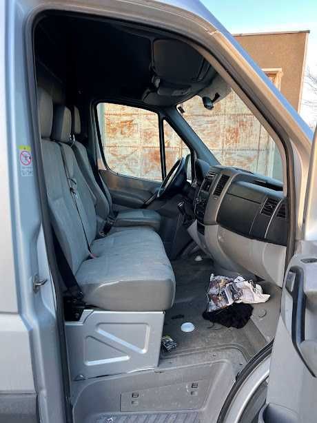 Dezmembrez Mercedes Sprinter euro 5 motor cutie kit schimbare volan