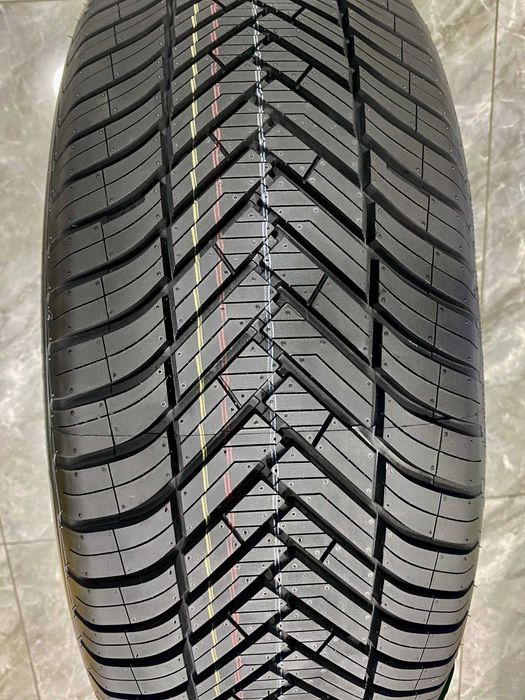 GREENTRAC Season Master 225/55/17 shinasi Premio Autotuning do'koni