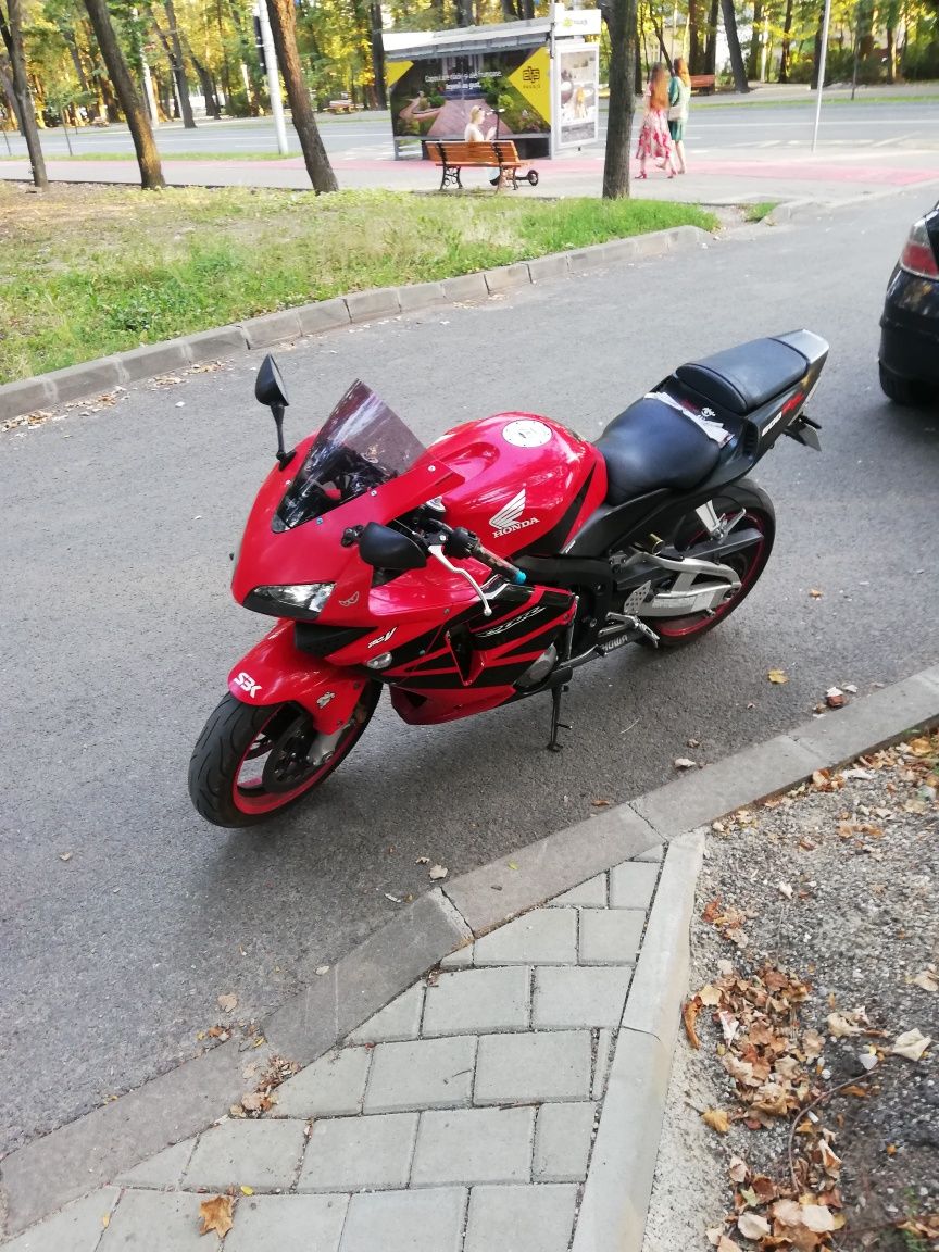 Honda CBR 600RR 2004