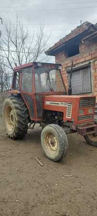 Vând tractor Fiat 70-66