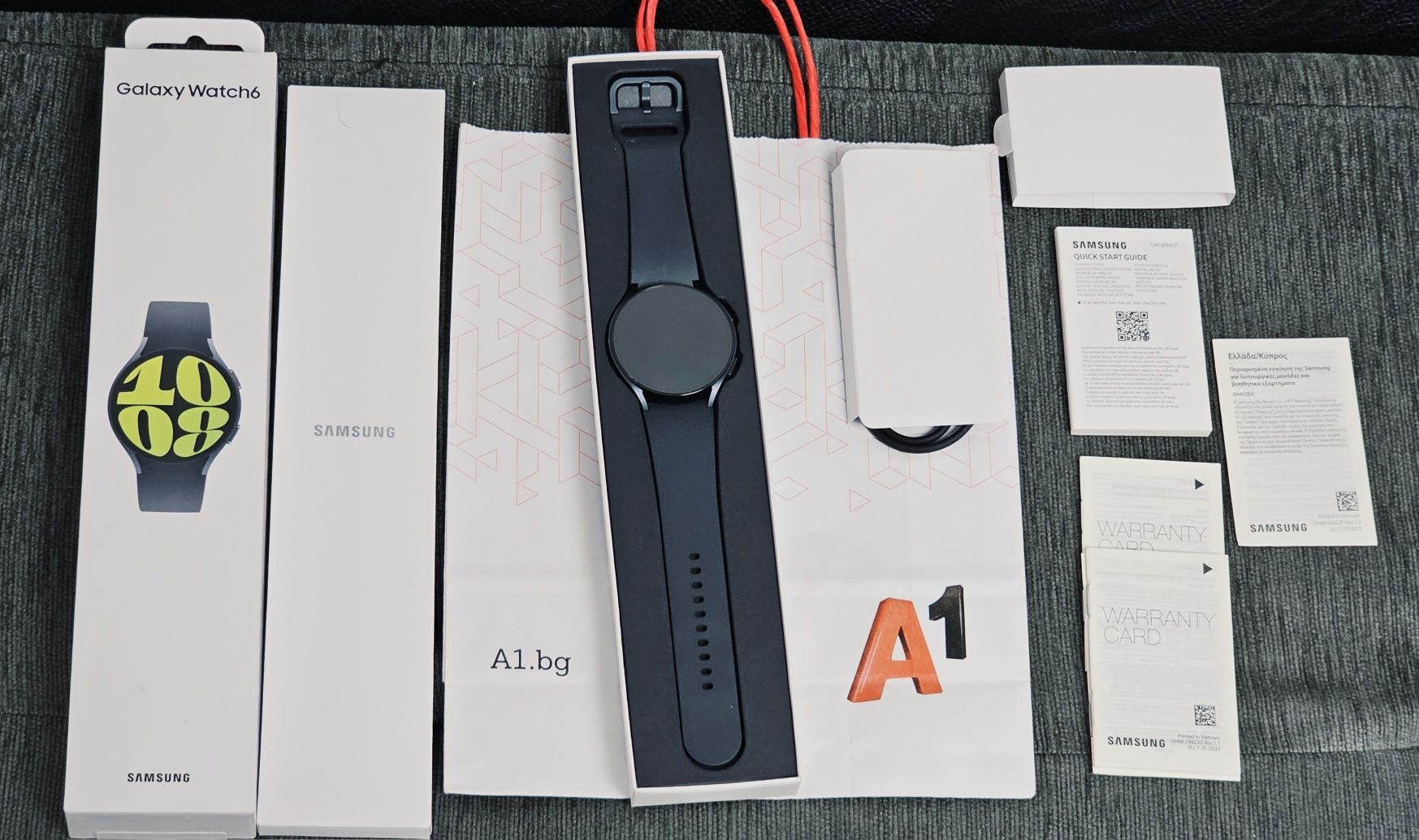 44mm Samsung Watch 6 LTE e-sim Гаранция A1 2026 г. Graphite / Черен