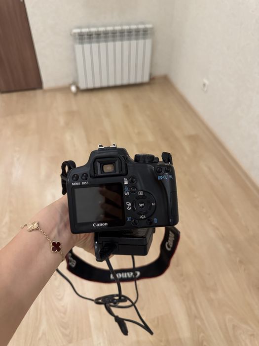 Продам фото аппарат canon