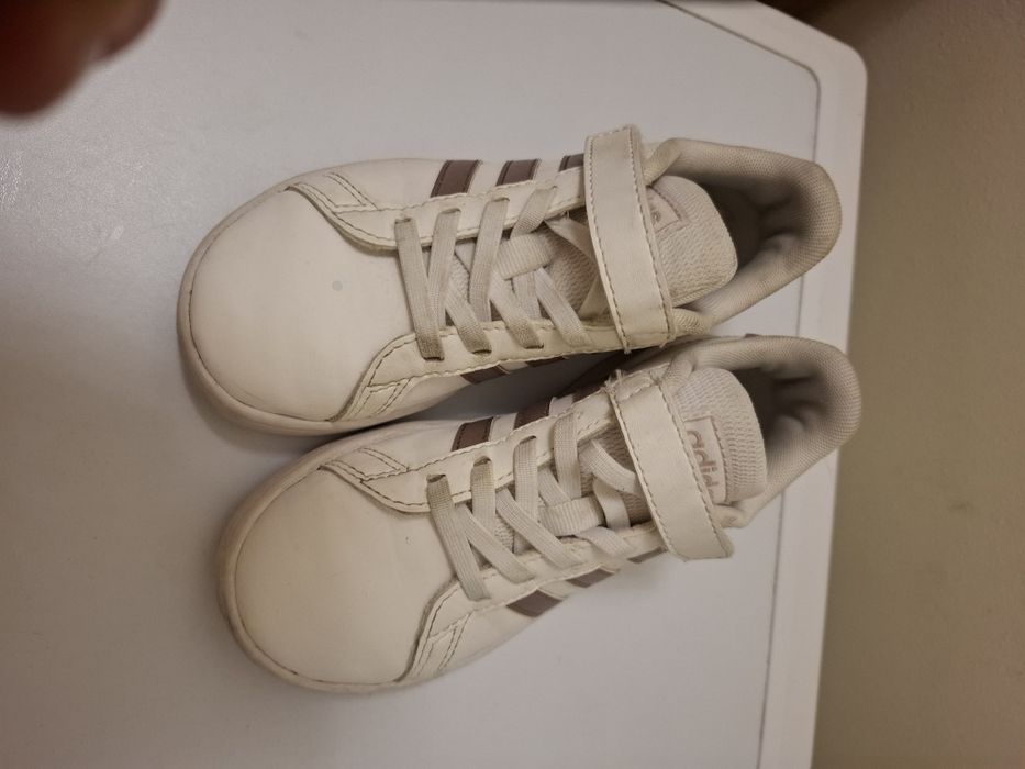 Adidasi fetite marimea 30