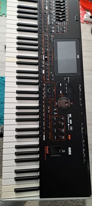 Korg PA4 76 taste + husă