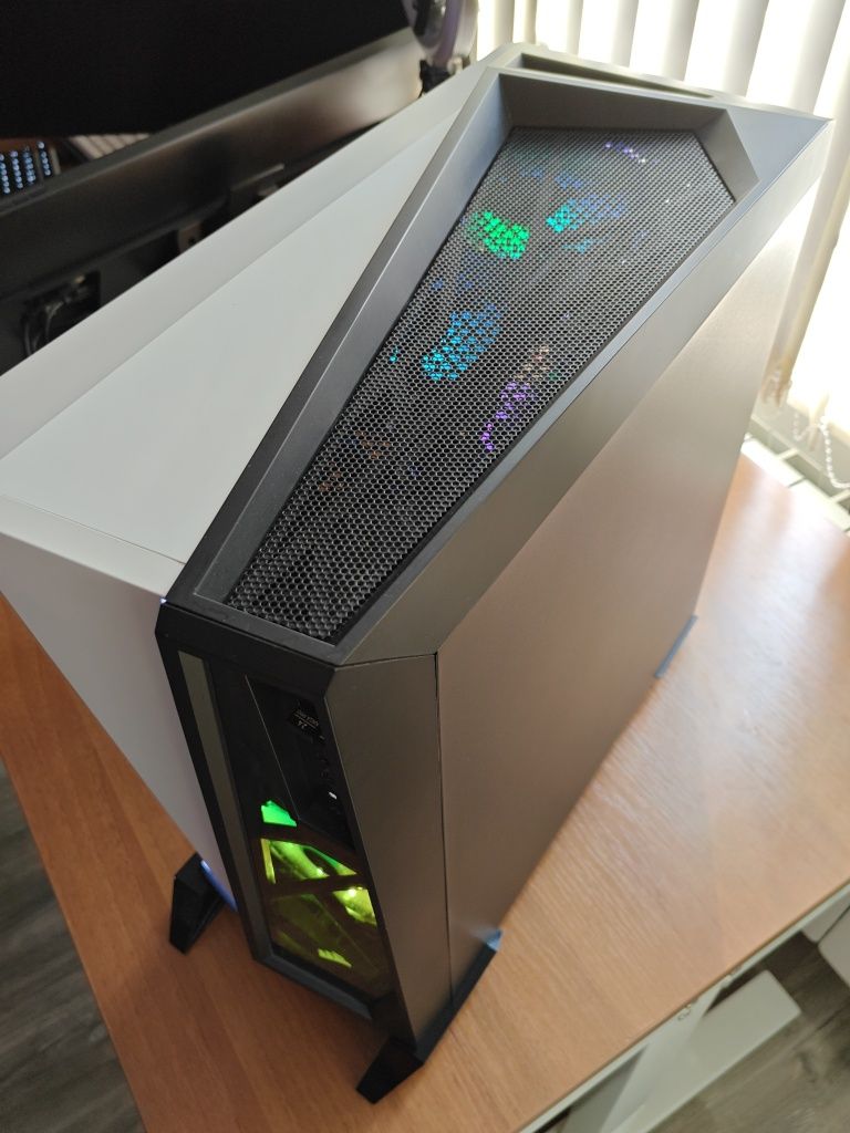 Геймърски/Gaming PC - RTX 2080 Super /Ryzen 3700x /16GB RAM /2TB SSD