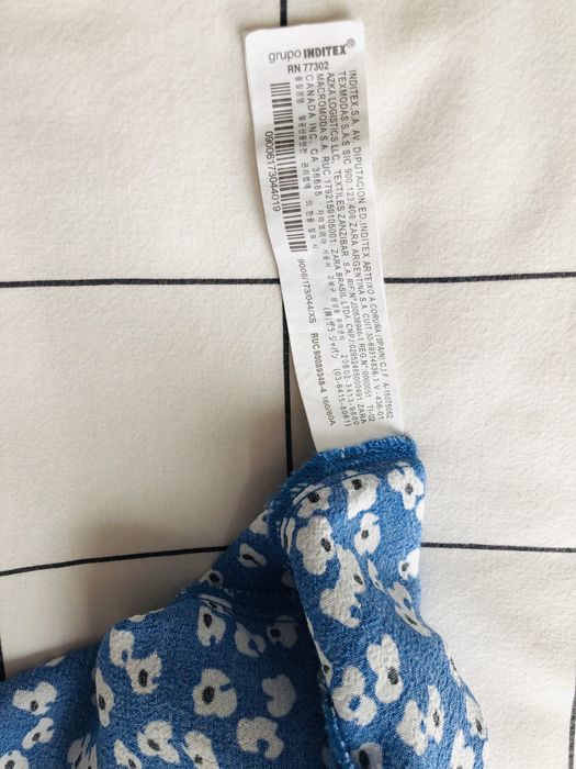 Zara, Bershka -рокли