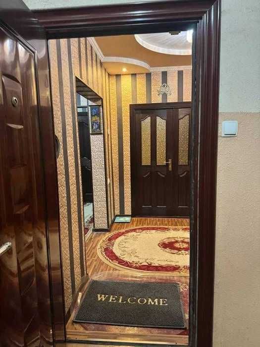 Срочно продается квартира 4/2/9 в Юнсабад16 заТурон кафе 94 кв 89000$