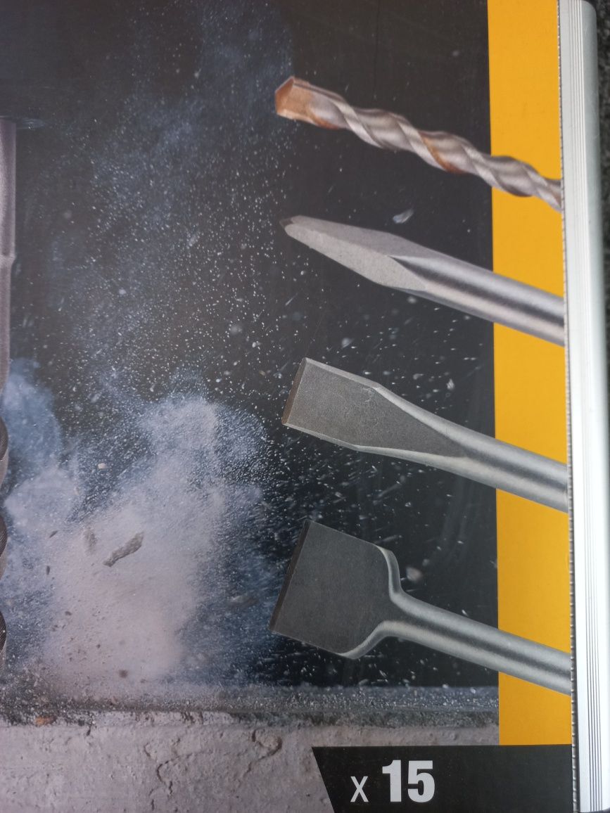 Комплект Dewalt DT9679 SDS плюс свредла и секачи от 15 части
