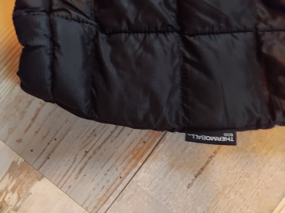 Тне north face. Яке