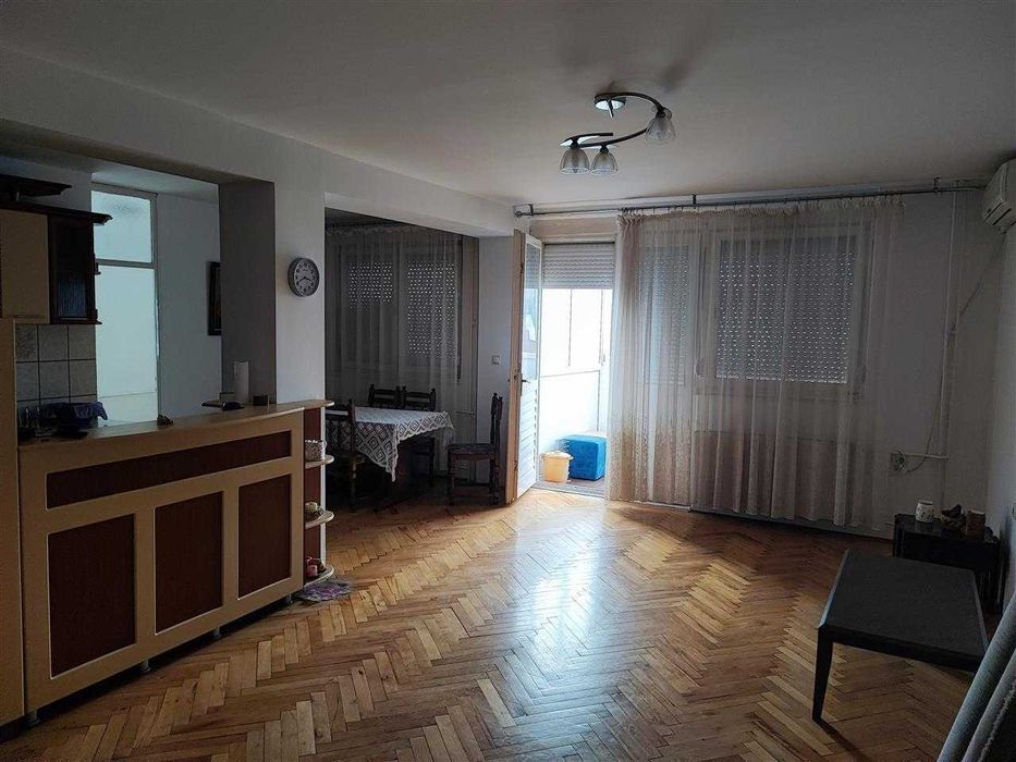 Дава се под наем Двустаен апартамент в София, Левски В - 67 кв.м за 459 € - Снимка #1