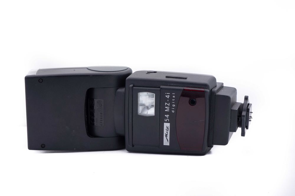 Blit Metz 54 MZ 4i Digital cu patina Nikon
