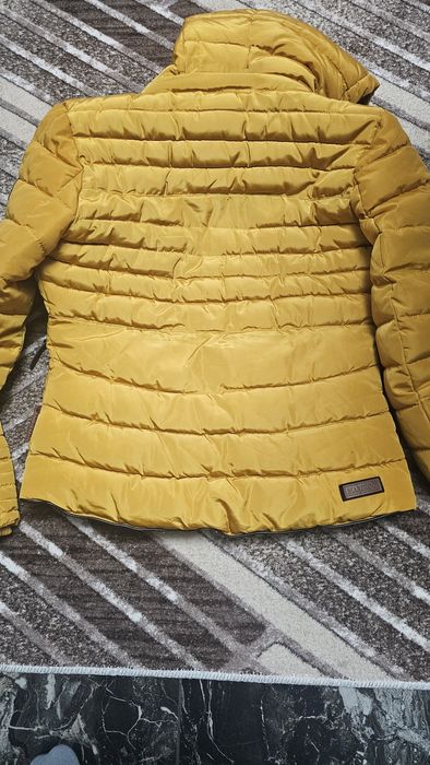 Vand geaca marikoo nepurtata  primita cadou