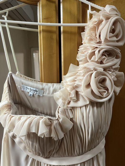 Рокля на Guy Laroche