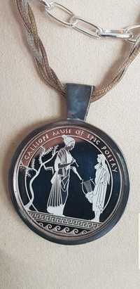 Сребърни бижута медальон с монета, подходяща и за  подарък уникат