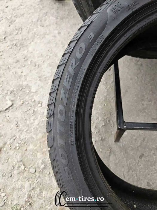 SET 4 Anvelope Iarna 225/45 R18 PIRELLI Sottozero 3 95H - Runflat