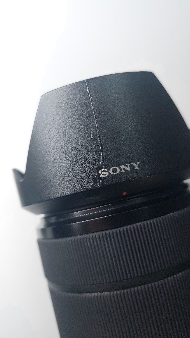 Obiectiv Sony Full Frame 28-70 OSS f.3.5-5.6