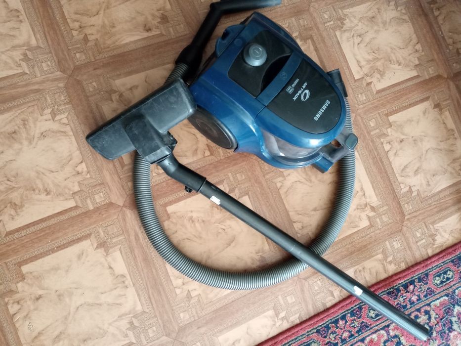 Продам пылесос Самсунг рабочий