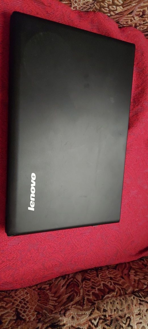 Vând Lenovo g505