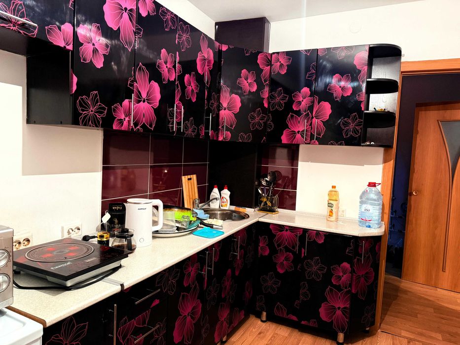 Продам кухонный гарнитур срочно