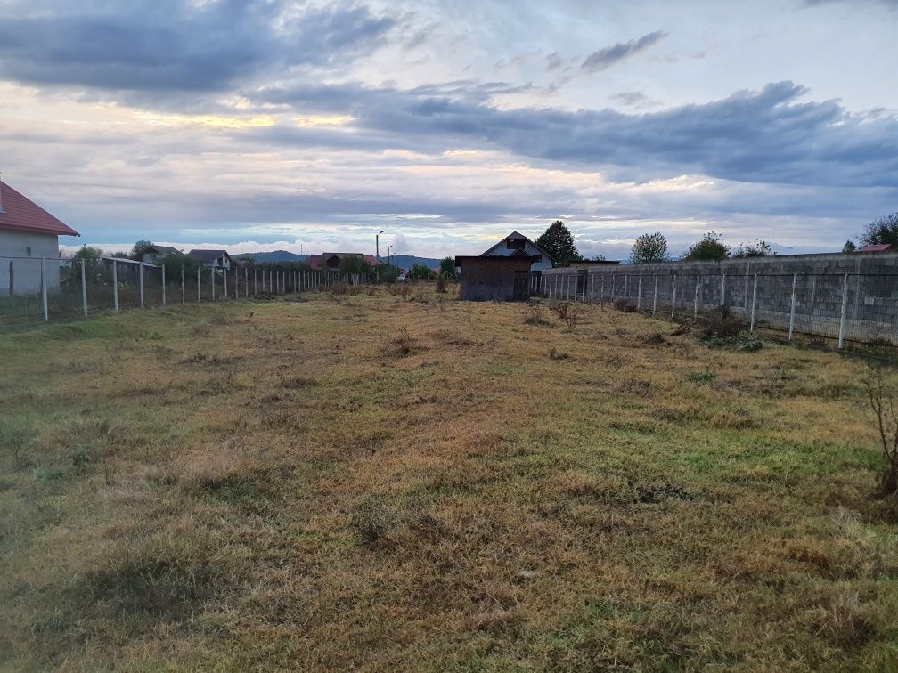 Vând teren intravilan pe strada Prelungirea Panduri