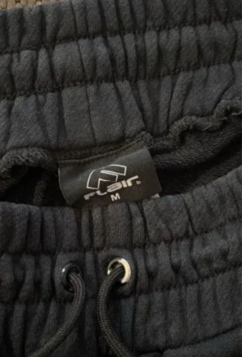 Женски Анцунг Flair черен