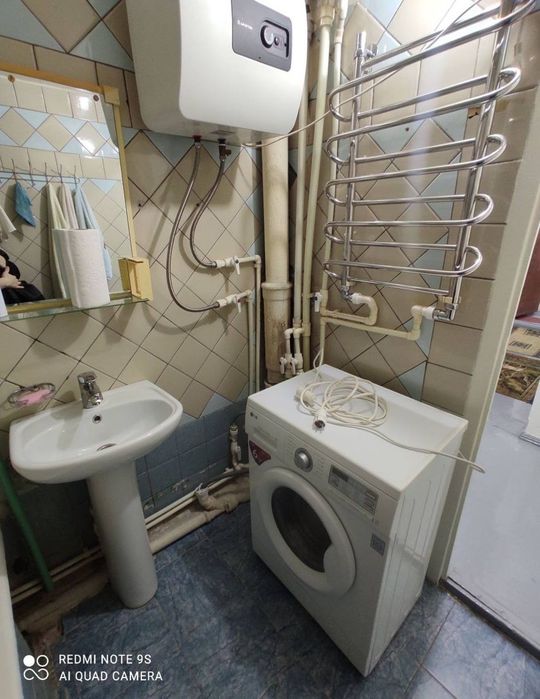 Срочный сдаётся квартира жарарик махалла 4 хоналий 550$ есть передапла