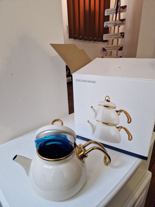 Set ceainic dublu English Home – ceramică albă cu detalii aurii