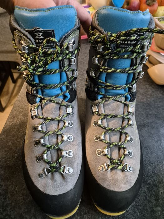 Bocanci Garmont Mountain Guide Pro GTX (nu la sportiva scarpa mammut)