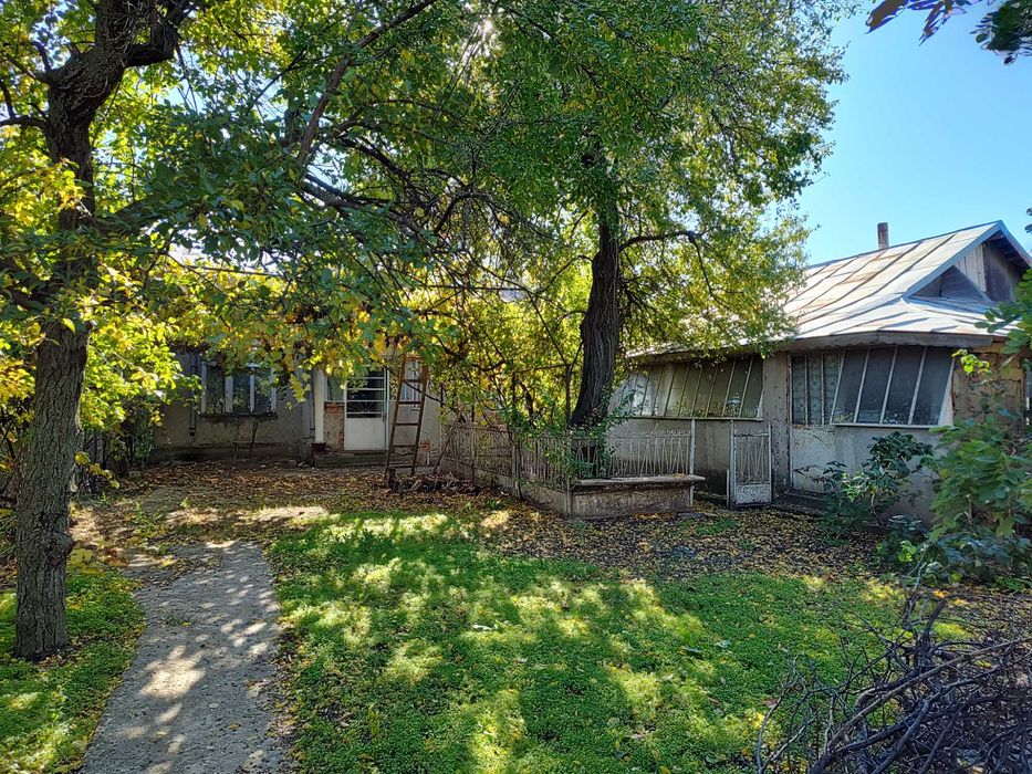 Casă + teren în Valea Râmnicului, Buzău – proprietate cu potențial