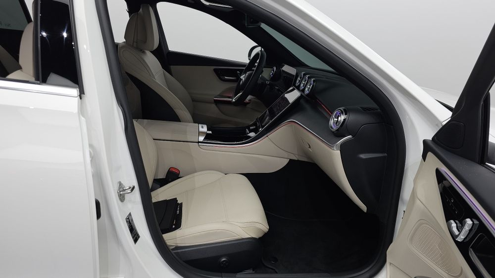 Benz (Mercedes-Benz) C-Class C300 4MATIC Avantgarde