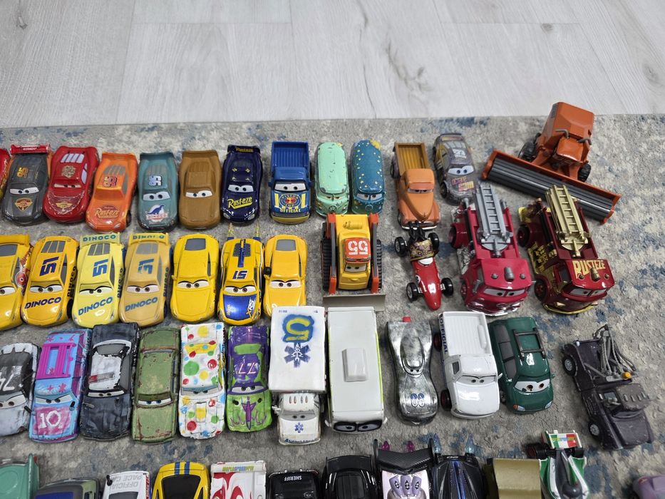 McQueen количкии и писта Florida 500