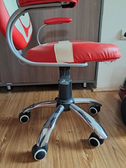 Scaun de birou pentru copii
