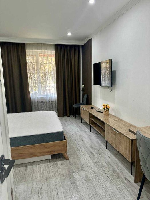 Аренда!! Трехкомнатная квартира в самом центре города