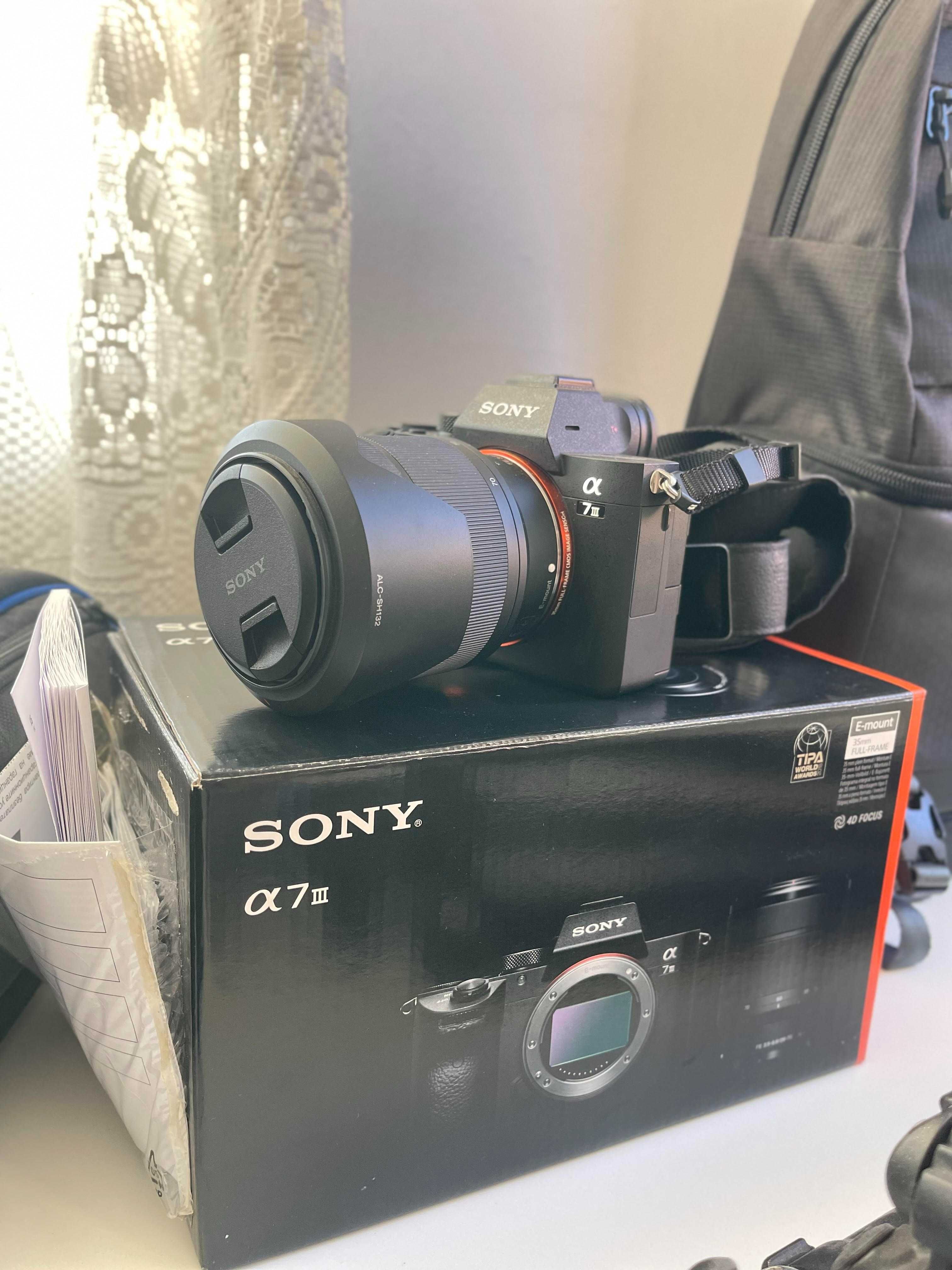 Sony a7 III + обектив + 2 карти памет