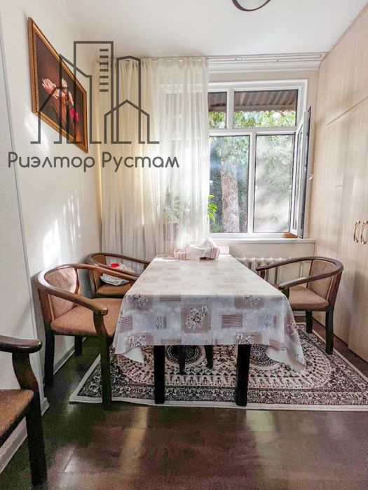 2/1/5 Художники,Буюк Ипак Йули,напротив Министерство Обороны,50 м2