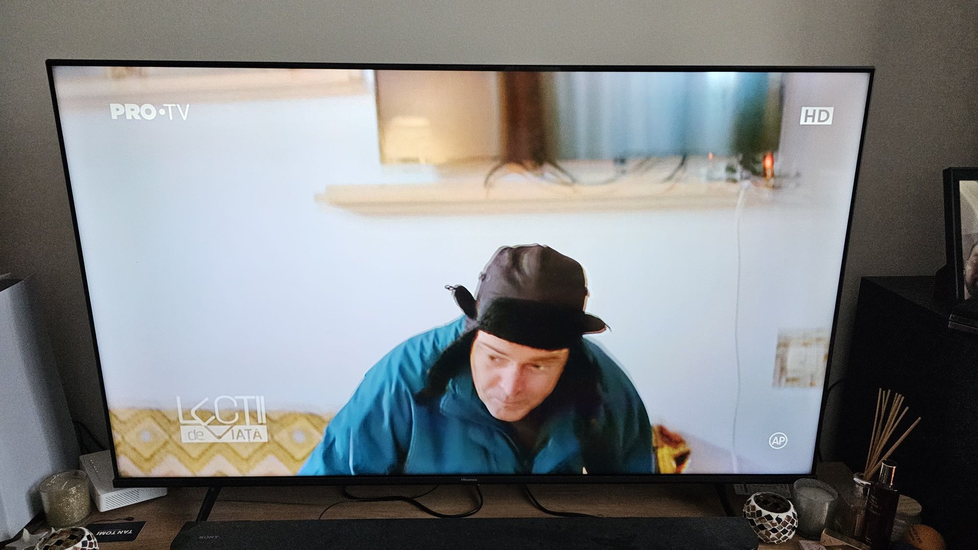 TV Hisense UHD 4k, 139 cm