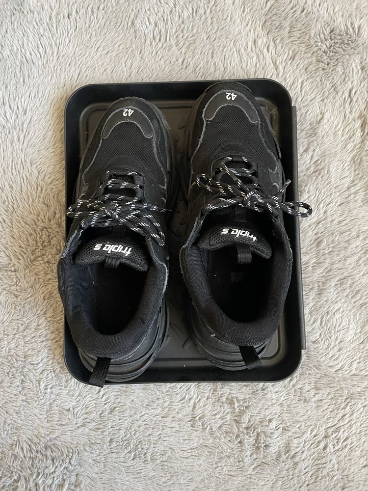 Balenciaga Triple S