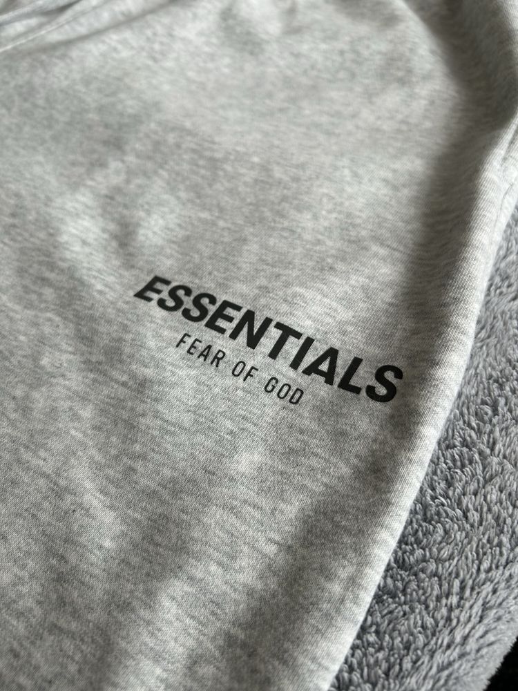Pantaloni Essentials