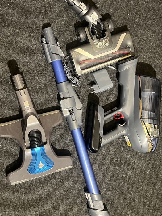 Vând aspirator rowenta flex