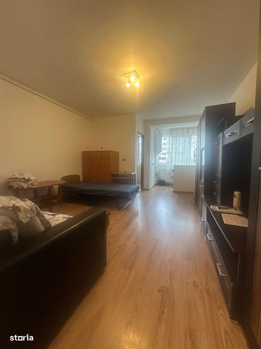 Garsoniera semidecomandata zona Astra