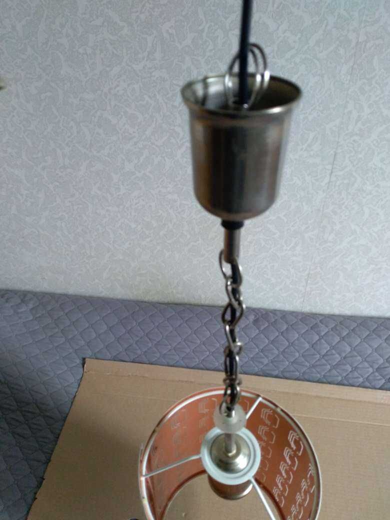 Лампа висяща за таван