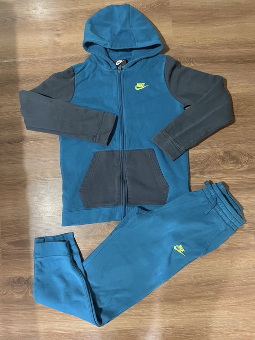 Екип/спортен комплект Nike