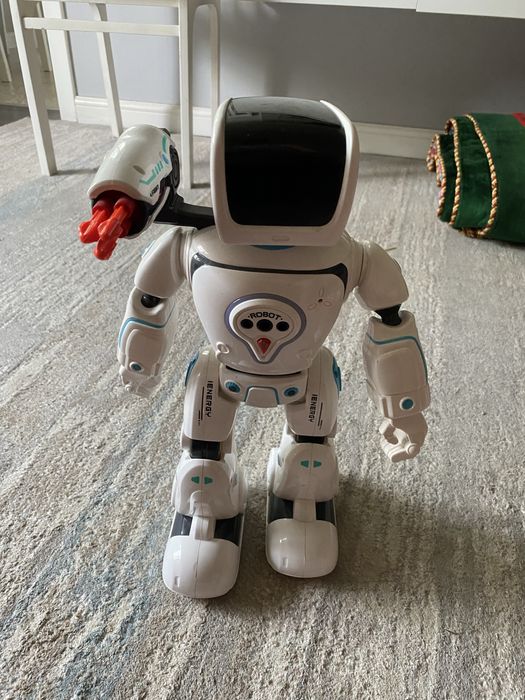 Робот на радиоуправлении Yearo Тоу Айрон