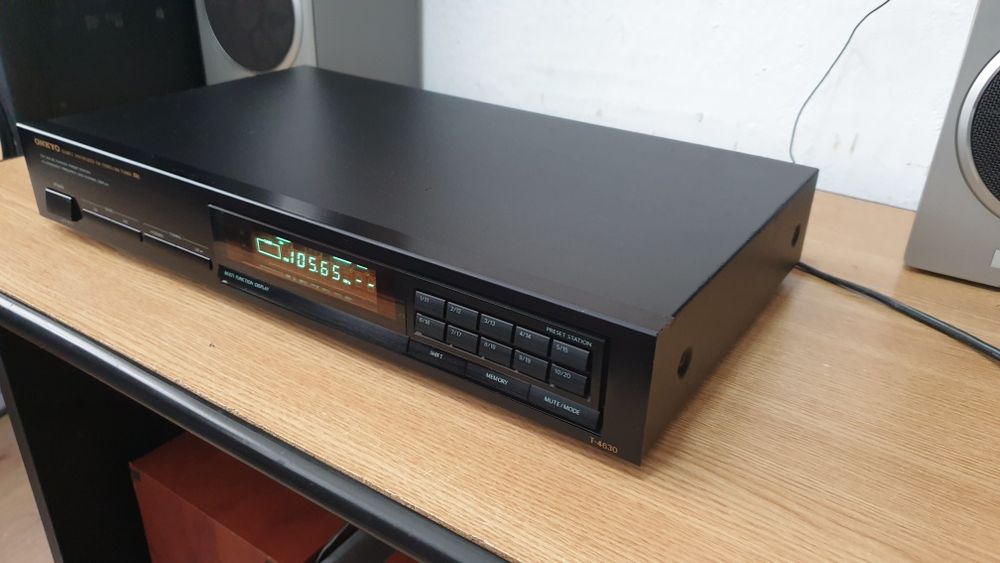 Tuner Onkyo Integra T-4015, T-4630, JVC FX-331L