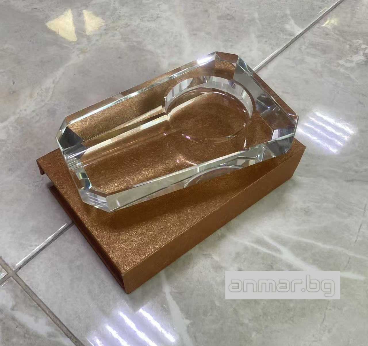 Кристален пепелник за пури