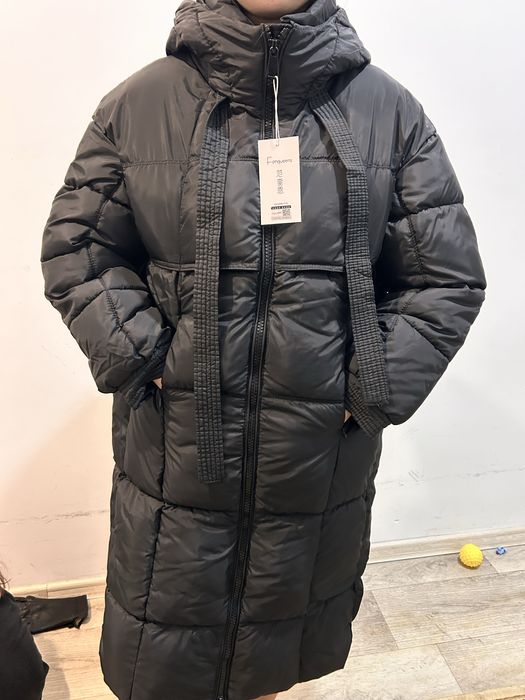 Продам размер М новая 8000